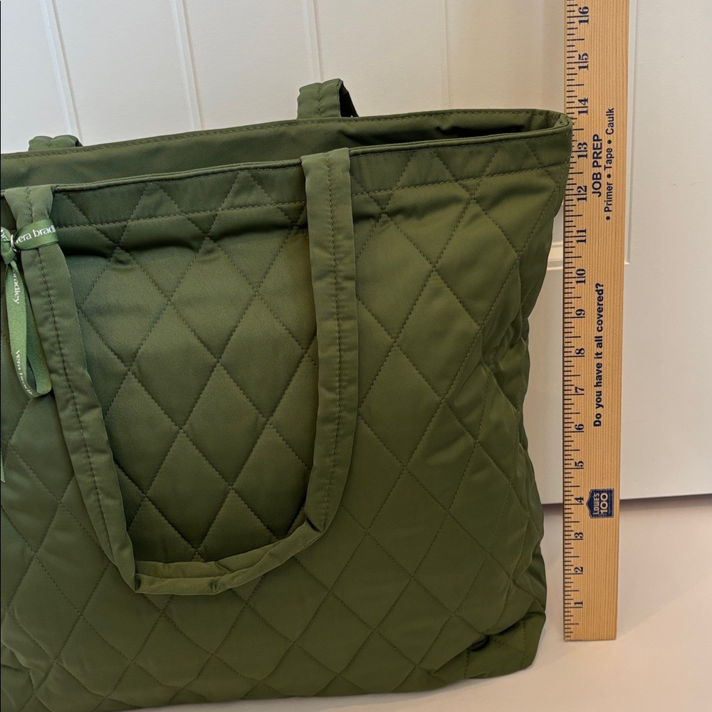 Vera Bradley Green Quilted Zip Tote Bag Pockets Travel Weekend Beach 48hr NEW - Picture 15 of 15